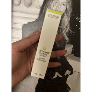 Juice Beauty Green Apple Brightening Emulsion .5oz / 15ml Travel Size New